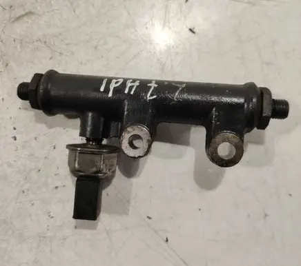 Peugeot 607 Fuel main line pipe 4R8Q9C066AE 55PP0402