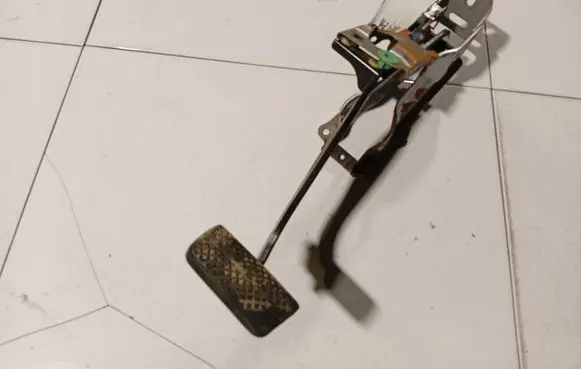 Honda Insight Brake pedal 