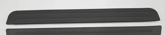Mazda CX-7 Front sill trim cover EG21687E0