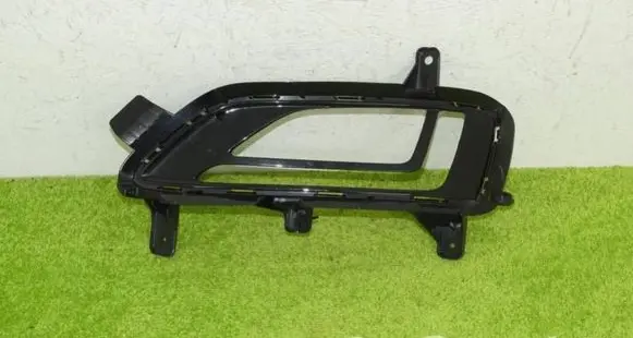 Hyundai Tucson TL Front bumper lower grill 86525-D7530