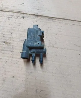Renault Espace III Turbo solenoid valve 1995067P1