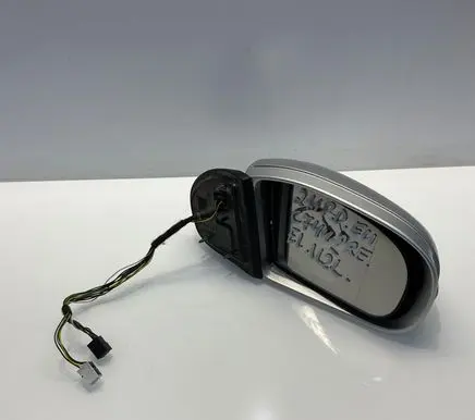 Mercedes-Benz E W211 Front door electric wing mirror