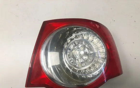 Volkswagen Golf V Rear/tail lights 1K5945096G