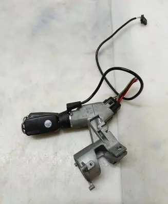 Volkswagen Transporter - Caravelle T4 Ignition lock 701905851