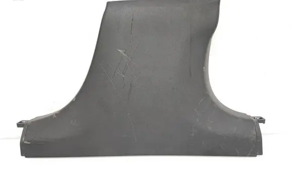 (B) pillar trim (bottom)