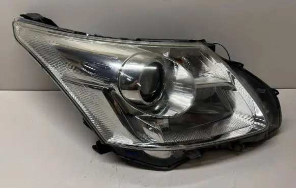 Toyota Avensis T270 Headlight/headlamp H279GRDE