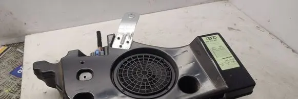 Audi A3 S3 8P Subwoofer speaker 8P4035382 7606500230