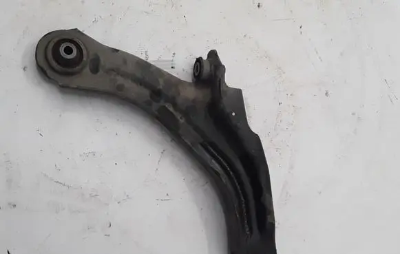 Renault Zoe Front lower control arm/wishbone 545049968R