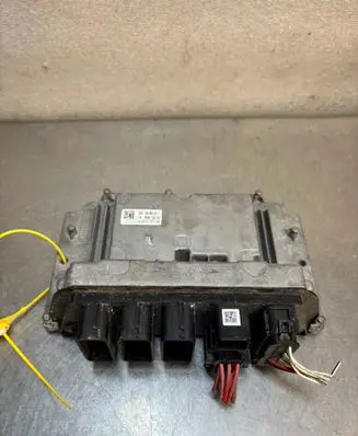 BMW 1 F20 F21 Engine control unit/module ECU 