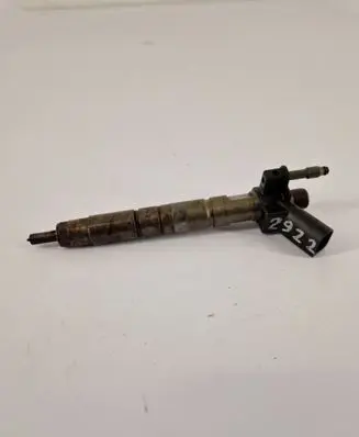 BMW 5 F10 F11 Fuel injector 780542803