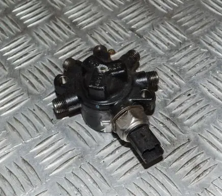 Ford Focus Fuel main line pipe 4M5Q9D280DA