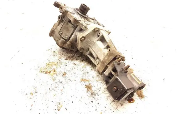 Mitsubishi Outlander Gearbox transfer box case 3200A067