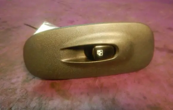 Hyundai Accent Quarter vent window switch 