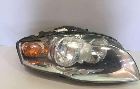 Audi A4 S4 B7 8E 8H Headlight/headlamp 8E0941004AK 0301219602