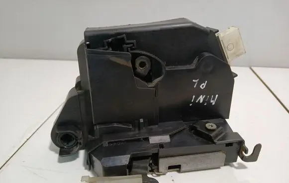 Mini One - Cooper R57 Front door lock 055676710