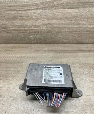 Renault Megane II Airbag control unit/module 8200682381 607139300