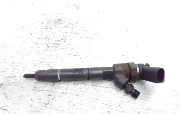 Mercedes-Benz B W245 Fuel injector 0445110167 A6400700787