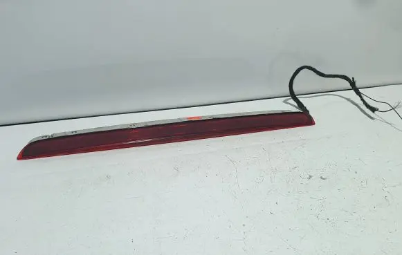 Audi A4 S4 B8 8K Third/center stoplight 8K9945097