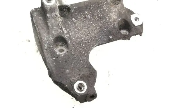 BMW 3 E90 E91 A/C compressor mount bracket 7505980 64557505980