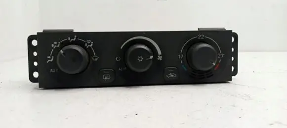 Mitsubishi Pajero Climate control unit MR500648