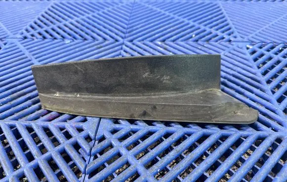 Rear/tail light trim molding