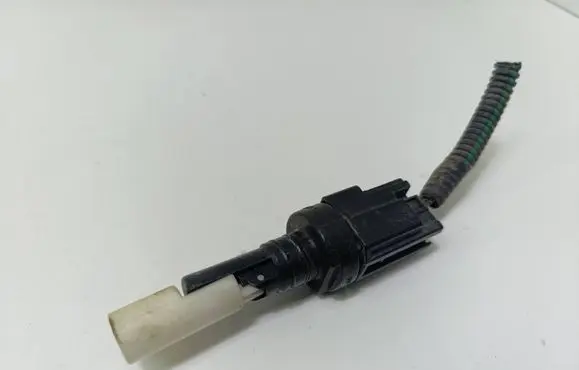 Volvo V50 Windshield washer fluid level sensor 0023935