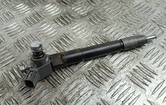 Mitsubishi Eclipse Cross Fuel injector 83FDE8F5 F20093 ECF6F9EE