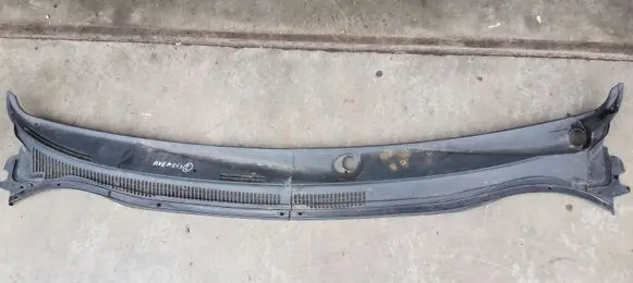 Toyota Avensis T250 Wiper trim 5578205030