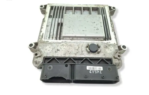Hyundai Accent Engine control unit/module 3910126BD1 39101-26BD1 903030745A2