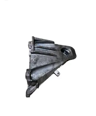 BMW X5 E70 Engine mounting bracket 6790022