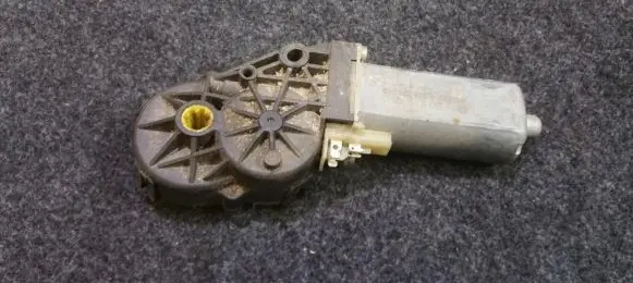 Volkswagen Phaeton Seat adjustment motor 0390201963 8317528
