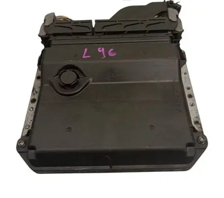 Toyota Auris 150 Engine control unit/module 8966102E51 MB2753000221