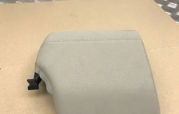 Land Rover Range Rover Evoque L538 Other center console (tunnel) element BJ3204304