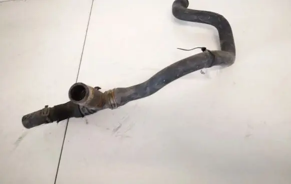Mercedes-Benz C W203 Engine coolant pipe/hose