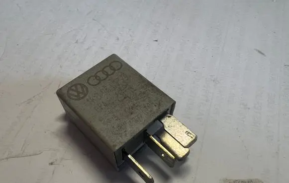 Volkswagen Sharan Other relay 1K0951253