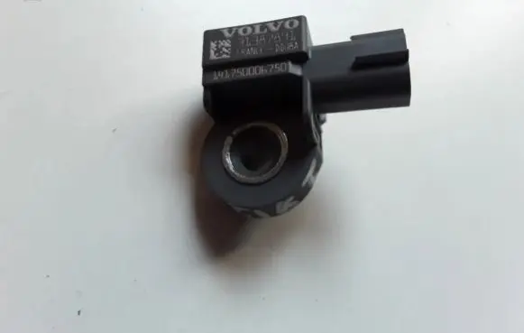 Volvo V40 Airbag deployment crash/impact sensor 31387891
