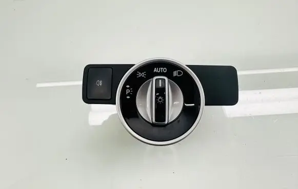 Mercedes-Benz CLS C218 X218 Light switch A2129050551 10091531