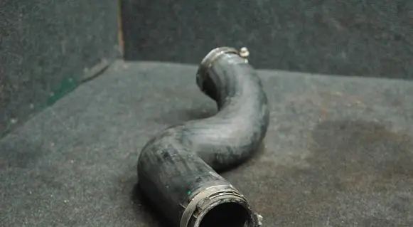 Audi A4 S4 B8 8K Intercooler hose/pipe 8K0145737K