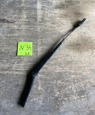 Volkswagen PASSAT B6 Front wiper blade arm 3C1955409C