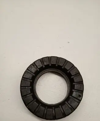Ford Mustang VI Rear coil spring rubber mount DG9C5599