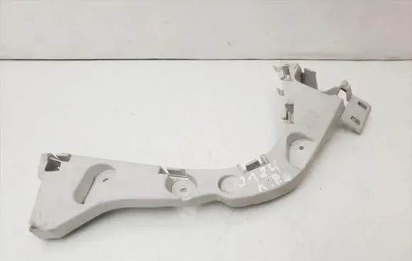 Ford Focus Rear bumper mounting bracket F1EB-17E851-D