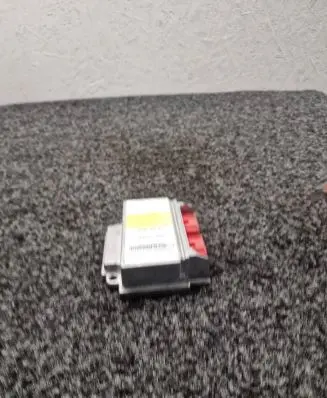Tesla Model S Airbag control unit/module 103164300B