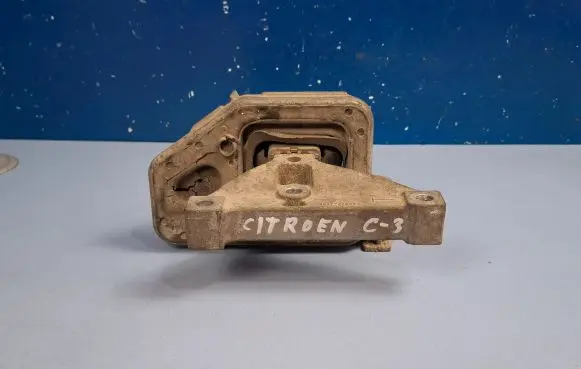 Citroen C3 Engine mount bracket 9647722280