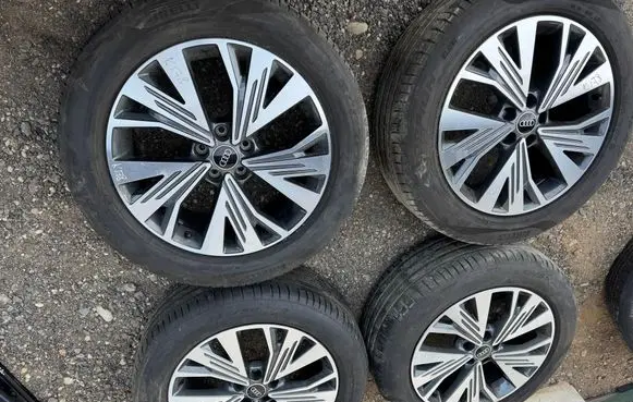 Audi Q4 e-tron R19 alloy rim 89A601025AN