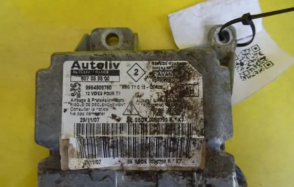 Peugeot 308 Airbag control unit/module 607059500 9664909780