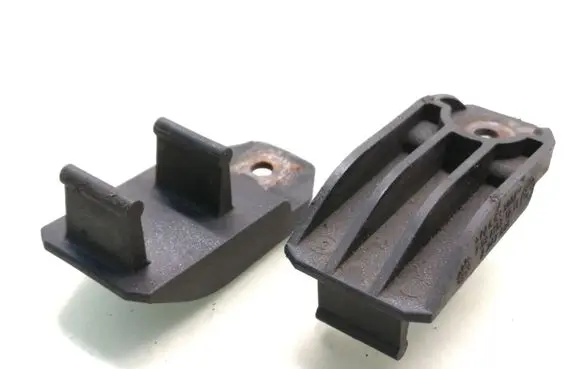 BMW 5 E39 Radiator mount bracket 2247896 17112247896