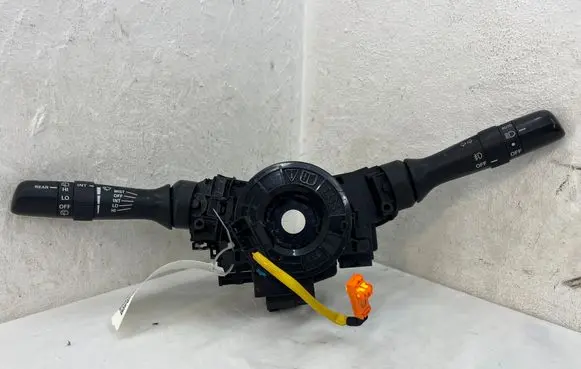 Toyota Prius (XW30) Wiper turn signal indicator stalk/switch 8924574010 74020