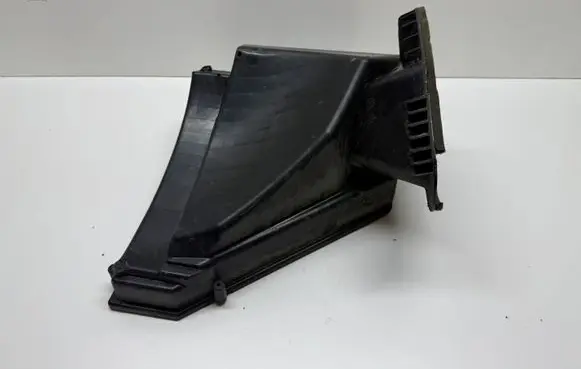 Chevrolet Camaro Air filter box 84090475