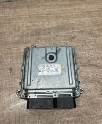Mercedes-Benz E W211 Engine control unit/module A6421503972 1039S21472 0281014323