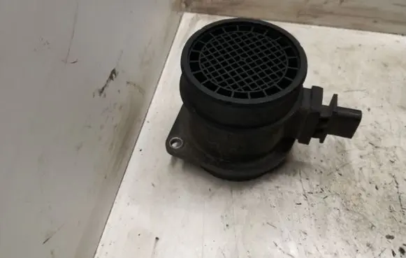 KIA Sorento Mass air flow meter 92209300062816427800